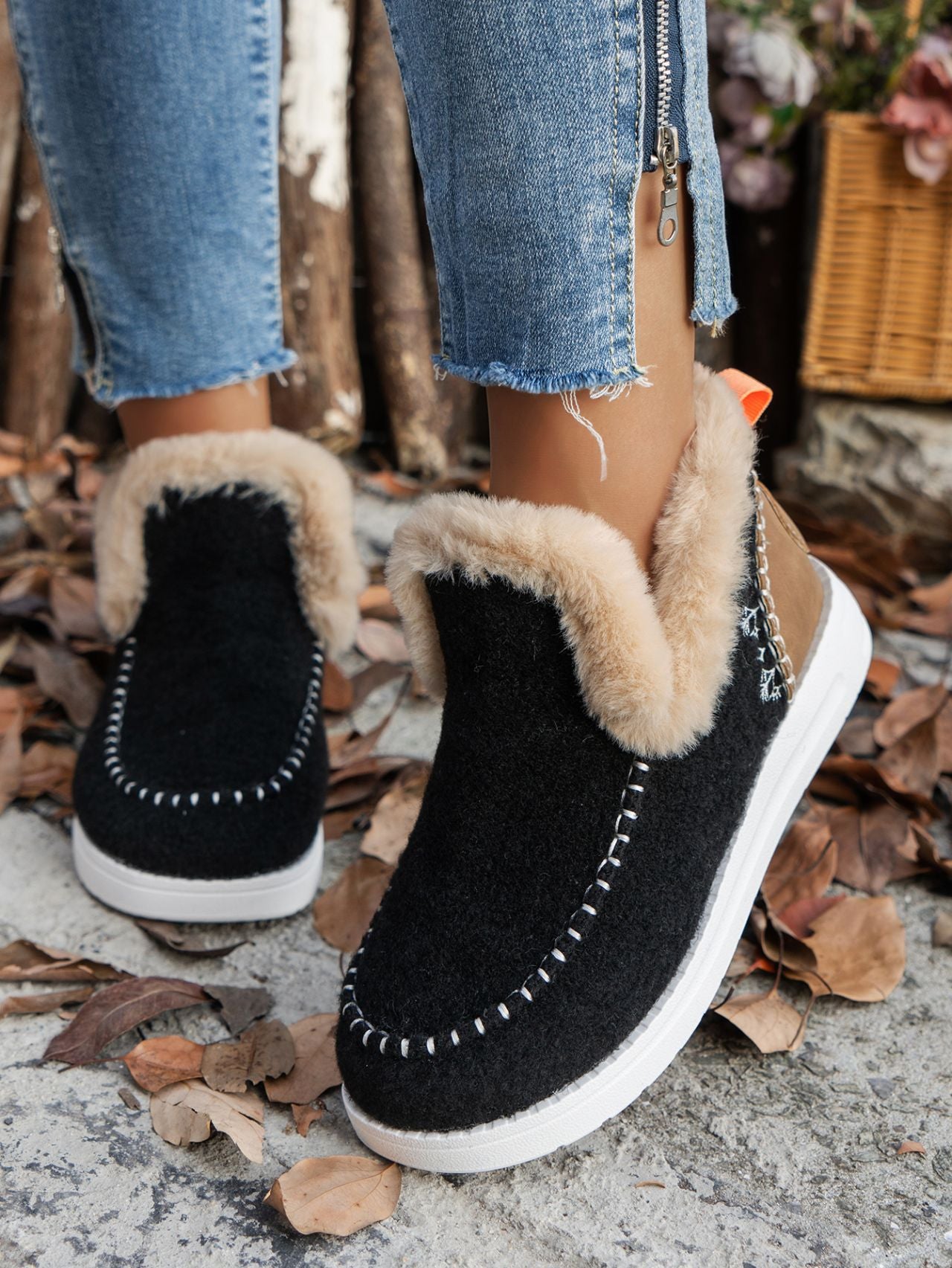 Zapatillas planas de ante peludo con punta redonda
